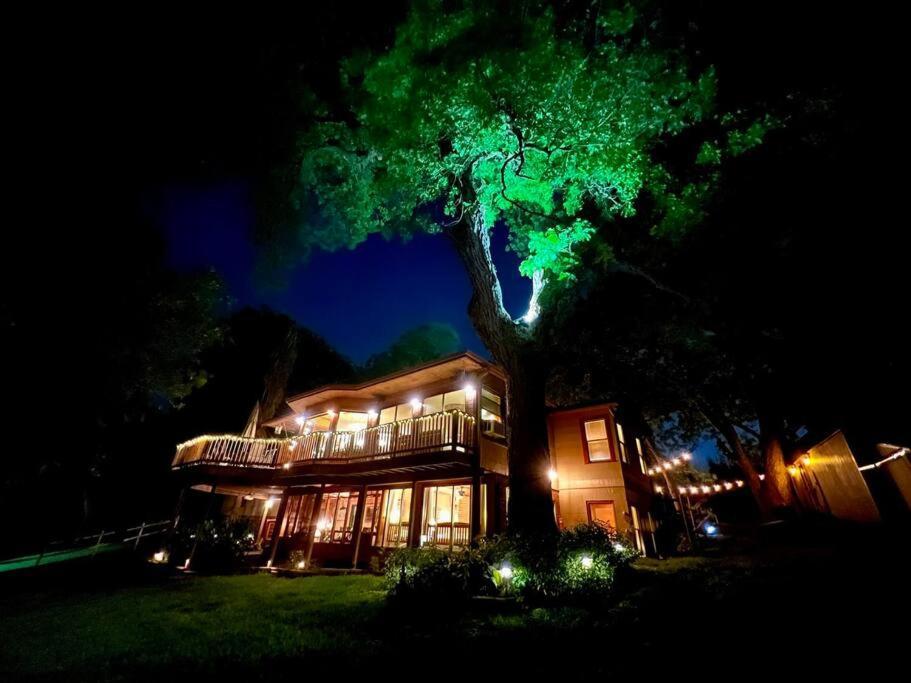 The River Haven - Sleeps 32 - On Guadalupe River 세강 외부 사진