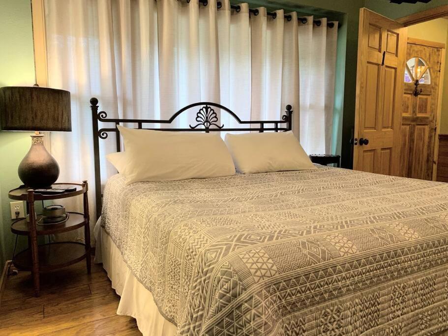 The River Haven - Sleeps 32 - On Guadalupe River 세강 외부 사진
