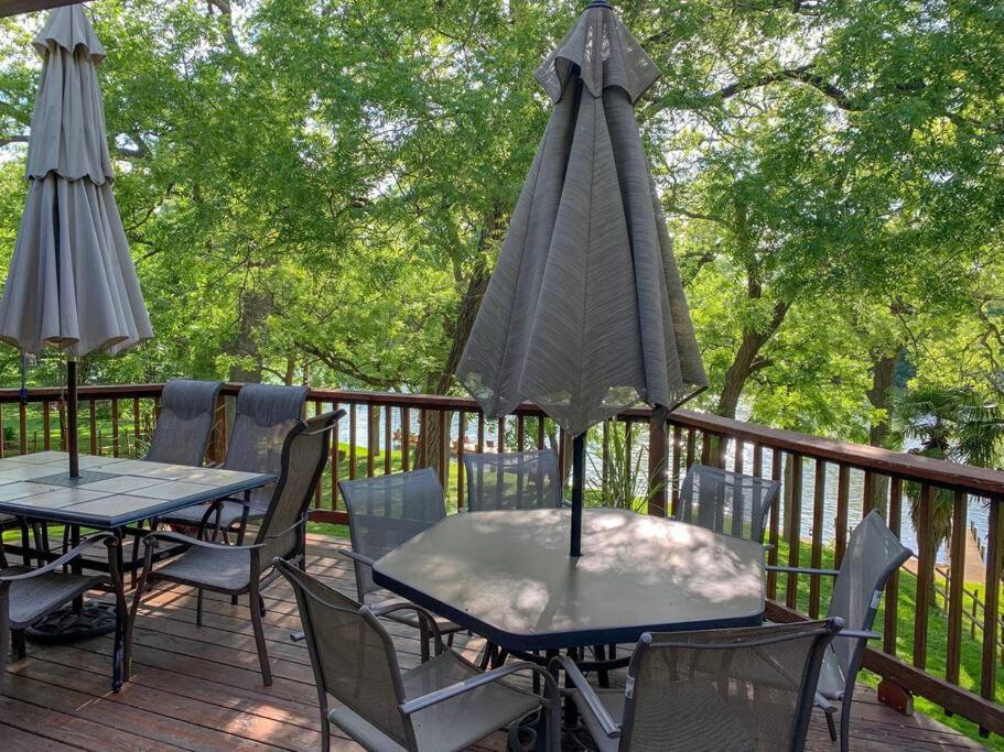 The River Haven - Sleeps 32 - On Guadalupe River 세강 외부 사진